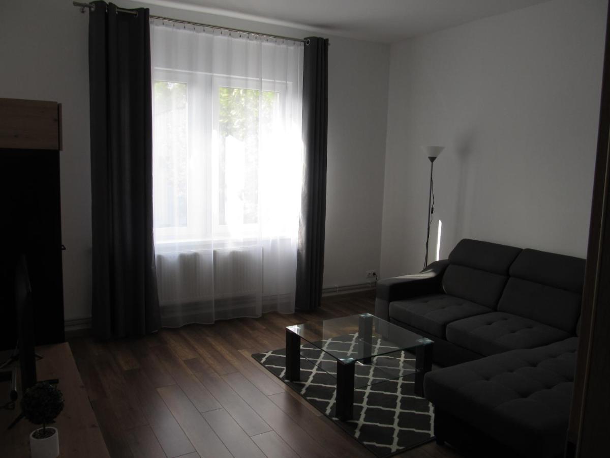 Appartment Ipsum Лёбау Экстерьер фото